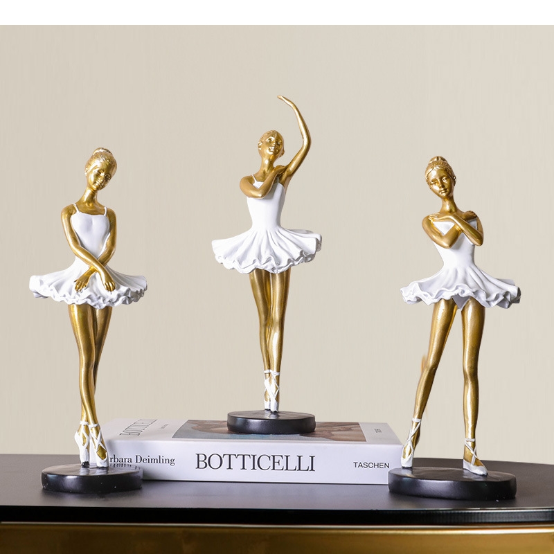 Resin Crafts Simulated Charact - Nutcracker Figurine のレビューと価格