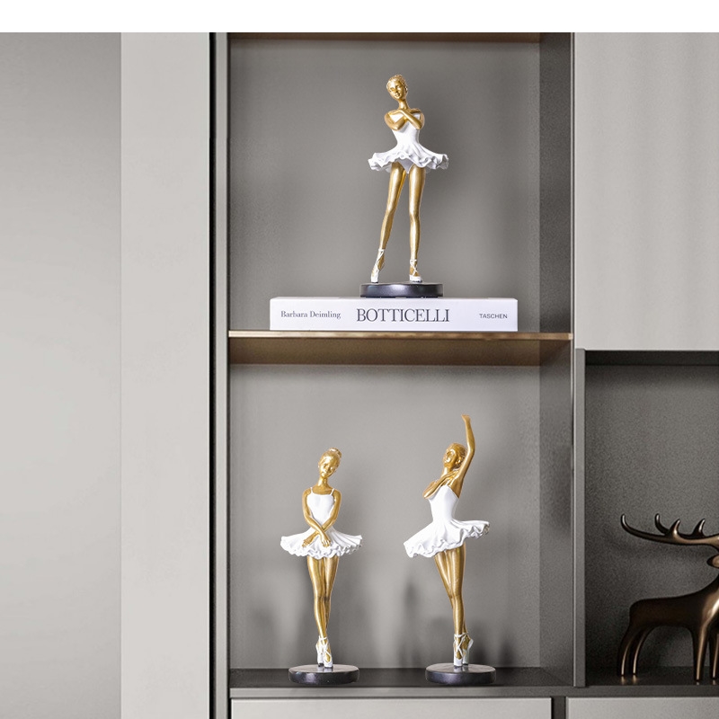 Resin Crafts Simulated Charact - Nutcracker Figurine のレビューと価格