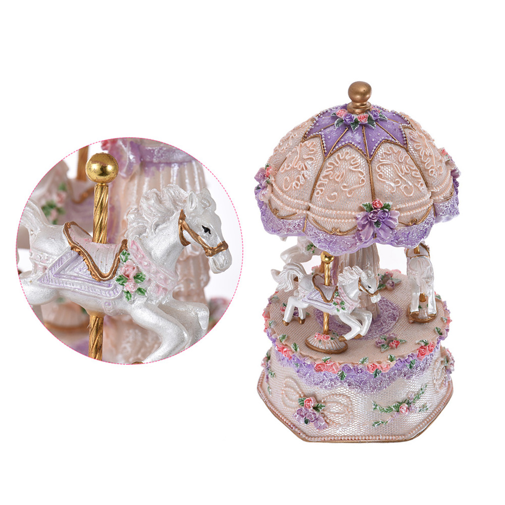 Luxury Dream 3-Horse Rotating  - Snow Globe Musical のレビューと価格