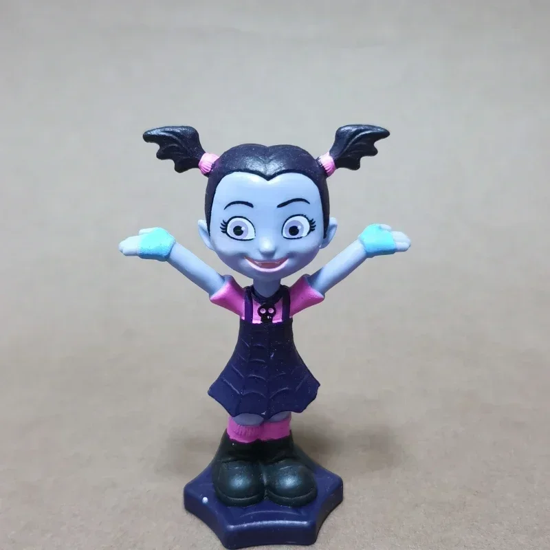 Disney Vampirina Hauntley Vamp - Nutcracker Figurine のレビューと価格