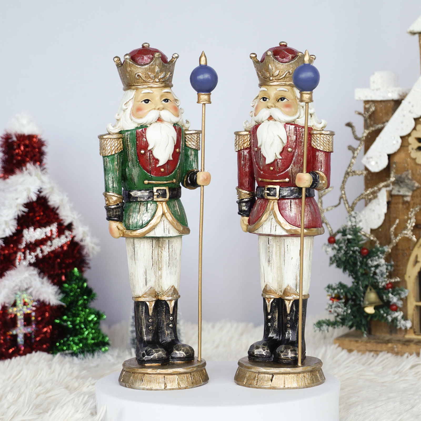 10 Inch Resin Christmas Nutcra - Nutcracker Figurine のレビューと価格