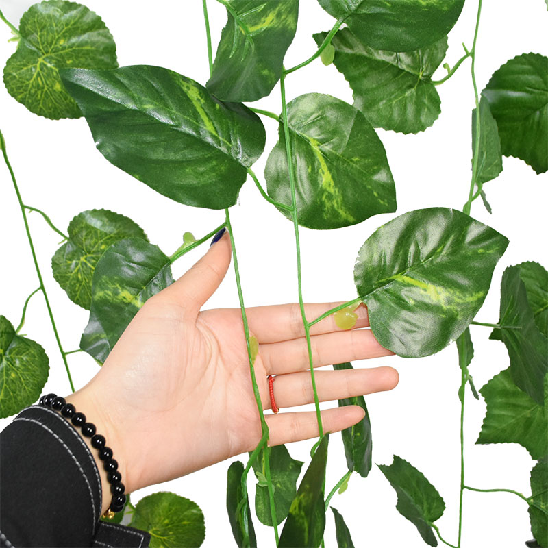 2.3m Silk Leaves Fake Creeper  - Led Fairy String Lights のレビューと価格