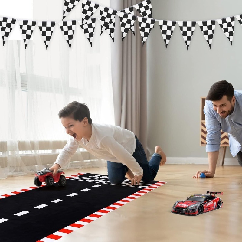 Race Car Racetrack Table Runne - Christmas Table Runner のレビューと価格